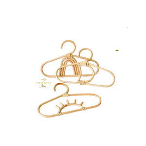 Cintre à vêtements en bambou naturel de qualité supérieure, solide et écologique, pour l'organisation de la garde-robe - Product Image 5