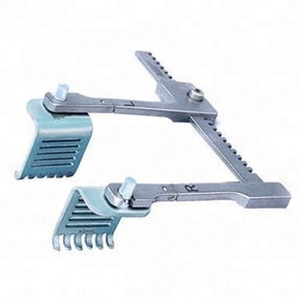 Ensemble d'instruments ergonomiques en acier inoxydable pour la séparation lombaire manuelle précise des vertèbres en chirurgie spinale - Product Image 3