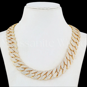 Chaîne cubaine en moissanite de qualité supérieure, collier serti de pierres pour homme, bijoux de luxe style rappeur, disponible à la vente - Product Image 4