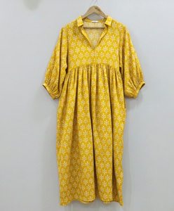 Robe midi formelle simple à col en V, 100% coton, imprimée à la main, écologique, respirante, à manches bouffantes, motif floral, taille naturelle, tie-dye - Product Image 6