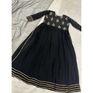 Vestidos de Noche Elegantes, Vestido Anarkali para Fiestas con Bordado Intrincado - Product Image 4