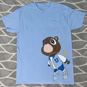 เสื้อยืดพิมพ์ลายการ์ตูนคุณภาพสูงสำหรับผู้ชายและผู้หญิง เสื้อยืดพิมพ์ลายพัฟฟ์ ผ้าฝ้าย สตรีทแวร์ เสื้อคู่เข้าชุด เสื้อผ้าอนิเมะใหม่ N - Product Image 5