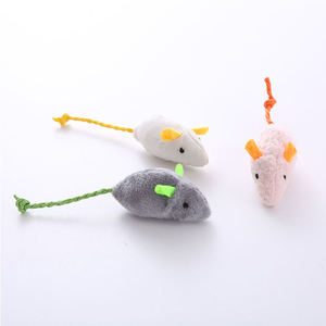 Juguetes para Gatos al por Mayor: Ratón de Peluche con Hierba Gatera, 3 Colores Vivos, Realista y Divertido para Morder - Product Image 4