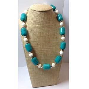 Collar de Perlas de Resina Epoxi APEX ALIGN Personalizado, con Flores Prensadas Reales, Colgante Botánico Hecho a Mano, Joyería para Mujer, Regalo Bonito - Product Image 1