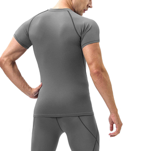 T-shirt de compression pour homme de haute qualité à faible MOQ, logo personnalisé, meilleur prix, vêtements de sport respirants et extensibles pour la gym et le fitness - Product Image 5
