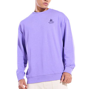Sweat-shirt surdimensionné au toucher doux et au confort douillet, avec une chaleur légère et une coupe décontractée, basique et confortable. - Product Image 1