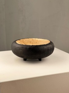 Tazón de madera para servir ensaladas, hecho a mano, ecológico, color y logotipo personalizados para restaurantes, sostenible, por HWC - Product Image 2