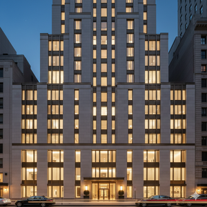 Armoire en bois moderne personnalisée JY avec tiroirs - Solution de rangement modulaire durable et imperméable pour la chambre à coucher - Product Image 1