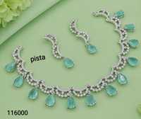 Collection Fantaisie Classique – Parure de Mariage pour Femme en Alliage Plaqué Or de Haute Qualité, Motif Géométrique, Sertissage Griffe, Perles d'Imitation