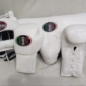 No Boxing No Life Ensemble de boxe : Gants de boxe, Protège-nez, Protège-tête et Protège-pénis, Blanc/Noir - Product Image 1