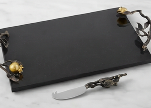 Elegante Tabla de Quesos Negra de Acero Inoxidable con Cuchillos y Asas de Granada, Plato para Servir para Uso Doméstico y para Regalo - Product Image 3