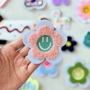 Parches Bordados Personalizados Únicos con Diseño Floral Botánico, Apliques Termoadhesivos de Lona para Chaquetas, Sombreros, Bolsos, Regalos, Venta al Por Mayor - Product Image 3