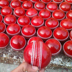 ลูกคริกเก็ตหนังเย็บมือคุณภาพสูงแบบไม่ถักทอ บรรจุไส้แข็ง LAIEM INTERNATIONAL LI-150891 สำหรับฝึกซ้อม ผลิตตามสั่ง - Product Image 6