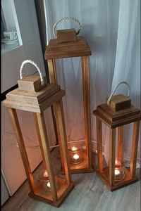 Farol de vela de madera hecho a mano y personalizado con tapa negra, portavelas vacío para eventos y decoración del hogar - Product Image 5