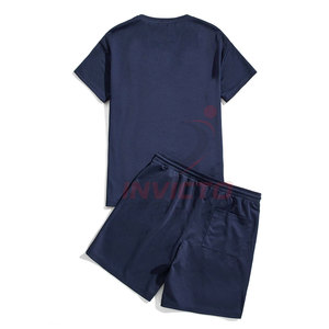 Conjunto cómodo de camiseta y pantalones cortos para hombre, diseño moderno, material suave, colección de ropa de verano, conjunto de camiseta y pantalones cortos - Product Image 2