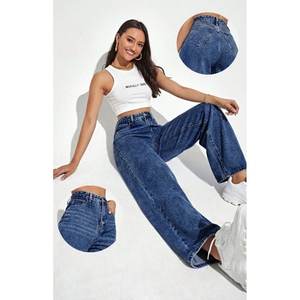 Jean en denim bleu pierre tendance et décontracté à jambe large pour femme, taille haute de luxe, écologique, durable, extensible, style urbain et mode - Product Image 6