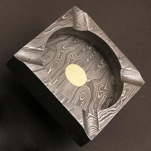 Round Damascus Steel Ashtray Handmade Metal Cigarette Ashtray with Unique Texture <b>Tabletop</b> Smoking Decoration - Product Image 5
