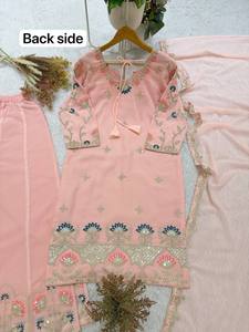 Ensemble indien pakistanais brodé en Chinon rose pour femme, comprenant un Koti, une Blouse Palazzo, un Churidar, pour mariage et fêtes, longueur genou, séchage rapide - Product Image 4