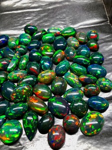 Ópalo Negro Natural Cabujón Corte Ovalado Grado Superior Certificado por Terceros Gema Suelta para Joyería Mehrajudin Gems Etiopía - Product Image 4