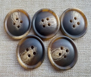 Boutons en corne naturelle écologiques, style 2 trous, tige ronde, technique de polissage artisanal, F S INTERNATIONAL, décoration d'intérieur - Product Image 2