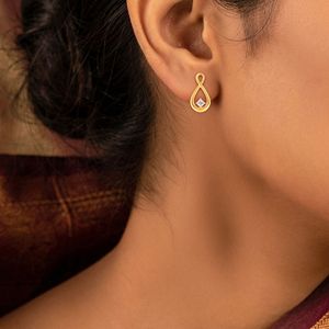 Pendientes de Diamantes Infinity Poise, Oro Amarillo, Corte Brillante Redondo, Diamante Natural, Diseño Minimalista, para Uso Diario de Mujeres - Product Image 4