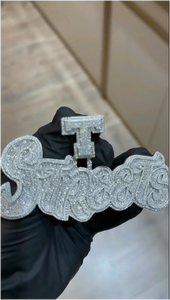 Collar con Colgante Apilable de Plata de Ley 925 Personalizado con Moissanita, Joyería Hip Hop, Nombre Inicial Personalizado, Unisex, Dorado - Product Image 4