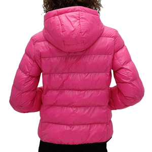 Chaqueta Acolchada Rosa con Capucha, Cierre de Cremallera, Resistente al Viento, Ropa de Invierno Informal, Corte Regular, Relleno de Poliéster - Product Image 3