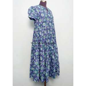 Vestido maxi cómodo de tela 100% algodón para mujer, ideal para fiestas en la playa, diseño recto, elegante y con vuelo suave. - Product Image 4