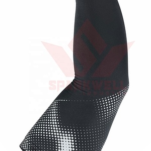 Mangas de compresión deportivas unisex SPARKWELL para exteriores, con patrón de árbol en blanco y negro, protección solar anti-UV, refrescantes y transpirables. - Product Image 2