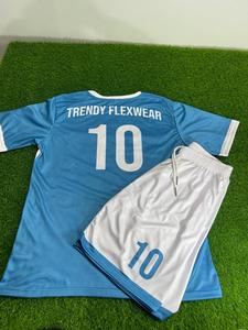 เสื้อฟุตบอลย้อนยุคพรีเมียม ดีไซน์ลายธงชาติ แขนสั้น ระบายเหงื่อได้ดี ปรับแต่งได้ ขายส่งจำนวนมากสำหรับผู้ชาย - Product Image 2