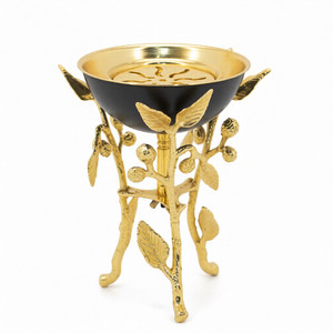 ขาตั้งทองเหลืองชุบทองรูปใบไม้และดอกไม้ พร้อมเตาเผาเครื่องหอมแบบมีดีไซน์ สำหรับใส่ถ่านไม้หอมอูด ตกแต่งอย่างสวยงาม - Product Image 1
