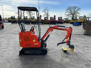 Miniexcavadora Duradera de 1 Tonelada con Caja de Cambios Controlada por PLC, Bajo Consumo de Combustible, con Motor de Componentes Centrales Multifunción - Product Image 6