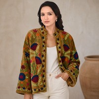 Blouson bomber rose en velours de coton tricoté et brodé, style floral bohème, design éco-responsable, respirant, veste Suzani
