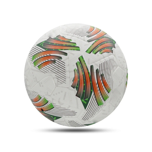 Balón de Fútbol de Cuero PU de Alta Calidad con Patrón Blanco, Verde y Naranja, a Bajo Precio, Ideal para Entrenamiento Oficial - Product Image 4