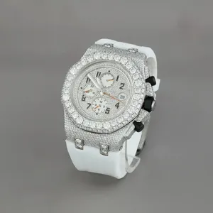 Montre pour homme entièrement sertie de moissanite, cadran blanc à chiffres, mouvement quartz, luxe hip-hop personnalisé avec affichage de la date - Product Image 3
