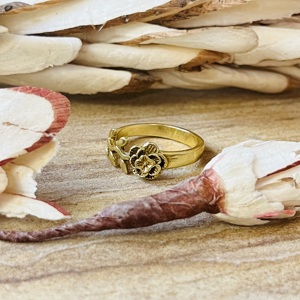 Anillo Floral Delicado Favorito del Mercado, Anillos Boho de Latón para Mujer, Chapado en Oro de 18k, Joyería Botánica con Flores, Anillo Hecho a Mano al por Mayor - Product Image 5