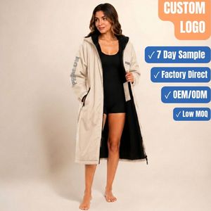 Abrigo Deportivo Largo de Invierno con Forro Sherpa de 300GSM, con Capucha y Cierre Completo, Personalizable con Logotipo, Venta al Por Mayor OEM - Product Image 1