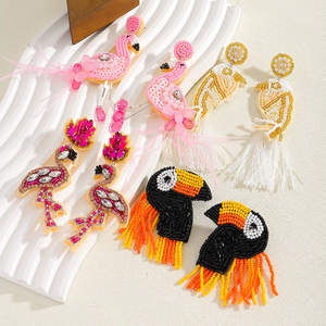 Venta al por mayor de joyería bohemia hecha a mano con cuentas de arroz, diseño de flamenco y loro, borla, pájaro creativo y adorable, elegante color rosa, de MULTI CRAFT - Product Image 3