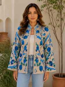 Veste en velours brodée à la main pour les amoureuses de la mode bohème, motif floral, style bohème ethnique, manteau d'hiver pour femmes - Product Image 1