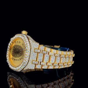 Splendide montre de luxe en diamant, boîtier en argent et moissanite, mouvement à quartz analogique ETA, 28 mm, verre saphir, papillon - Product Image 3