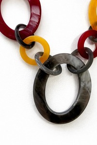 Elegantes collares de resina epoxi, joyería de moda, collares de resina epoxi con logotipo personalizado, collares de lujo para mujeres y niñas de la India. - Product Image 3