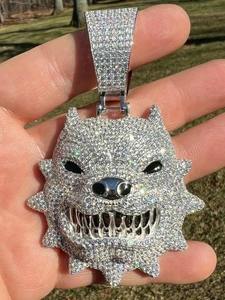 Pendentif Pitbull Furieux Personnalisé Sertie de Diamants Moissanite, Bijou Hip Hop Unique en Forme de Chien pour Hommes et Femmes, Cadeau Bling - Product Image 4