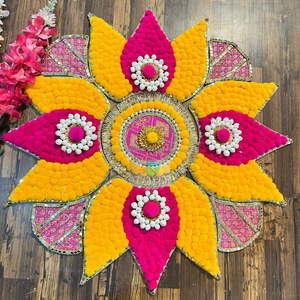 Plancher en bois MDF fait à la main indien Rangoli Diwali pièce maîtresse décor d'événement de mariage décor de fête Rangoli pour la maison - Product Image 1