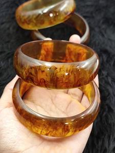 Bracelets en résine faits main de haute qualité avec finition lisse et design coloré pour femmes et filles, bijoux de mode d'Inde - Product Image 2