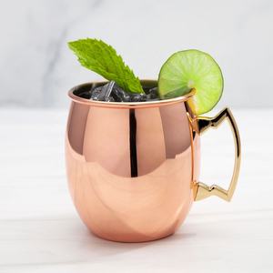 Taza Moscow Mule de cobre liso, vaso de cóctel de acero inoxidable, taza de cerveza de metal con interior metálico y asa dorada, regalo profesional para bar. - Product Image 1