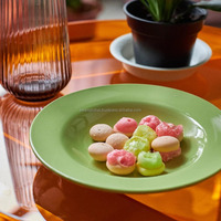 MUESTRAS GRATIS OEM al por mayor: Malvaviscos de frutas liofilizadas huecos multicolor, con bajo contenido de azúcar, en forma de cubo, a granel, dulces y snacks.