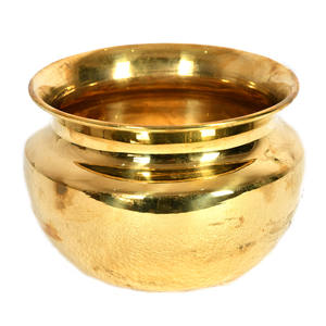 Puja Kalash especial hecha a mano de 5 pulgadas en jarrón de metal indio de latón para regalar - Product Image 1