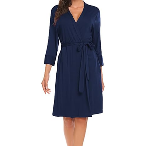 Peignoirs pour femmes en coton gaufré bleu marine uni avec bordure contrastée, manches en velours pelucheux, capuche en tissu doux, qualité hôtelière, chauds et confortables - Product Image 1