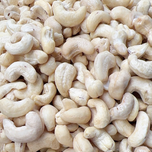 High Quality Cashew <b>Nuts</b> Wholesale W180 Ww320 Ww240 Cashew <b>Nut</b> <b>Kernels</b> Santigo Cashew Vietnam Customized Packaging - Product Image 1
