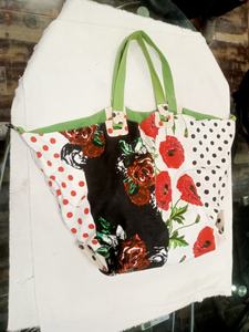 Nueva Bolsa de Lona con Diseño Estético y Elegante, con Cierre de Cremallera, Color Pastel, para Llevar al Hombro, con Texto Rojo, Linda y Minimalista - Product Image 4